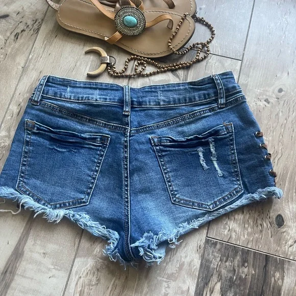 Short Shorts! Dark denim with Faux Leather Lace Up Sides - Picture 5 of 6